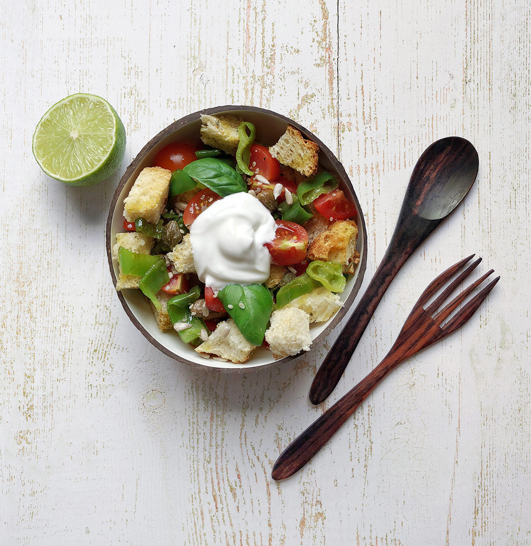 Panzanella con peperoni arrostiti