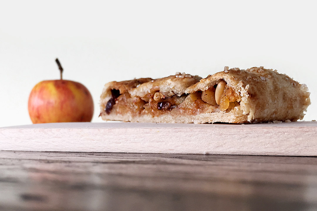 strudel vegan con pasta brisé